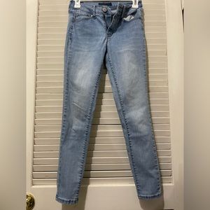 Aeropostale Blue High Rise skinny jeans EUC